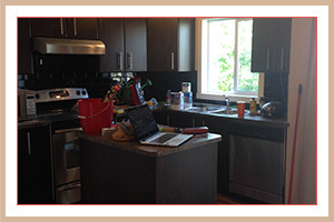 Kitchen Before Home Staging